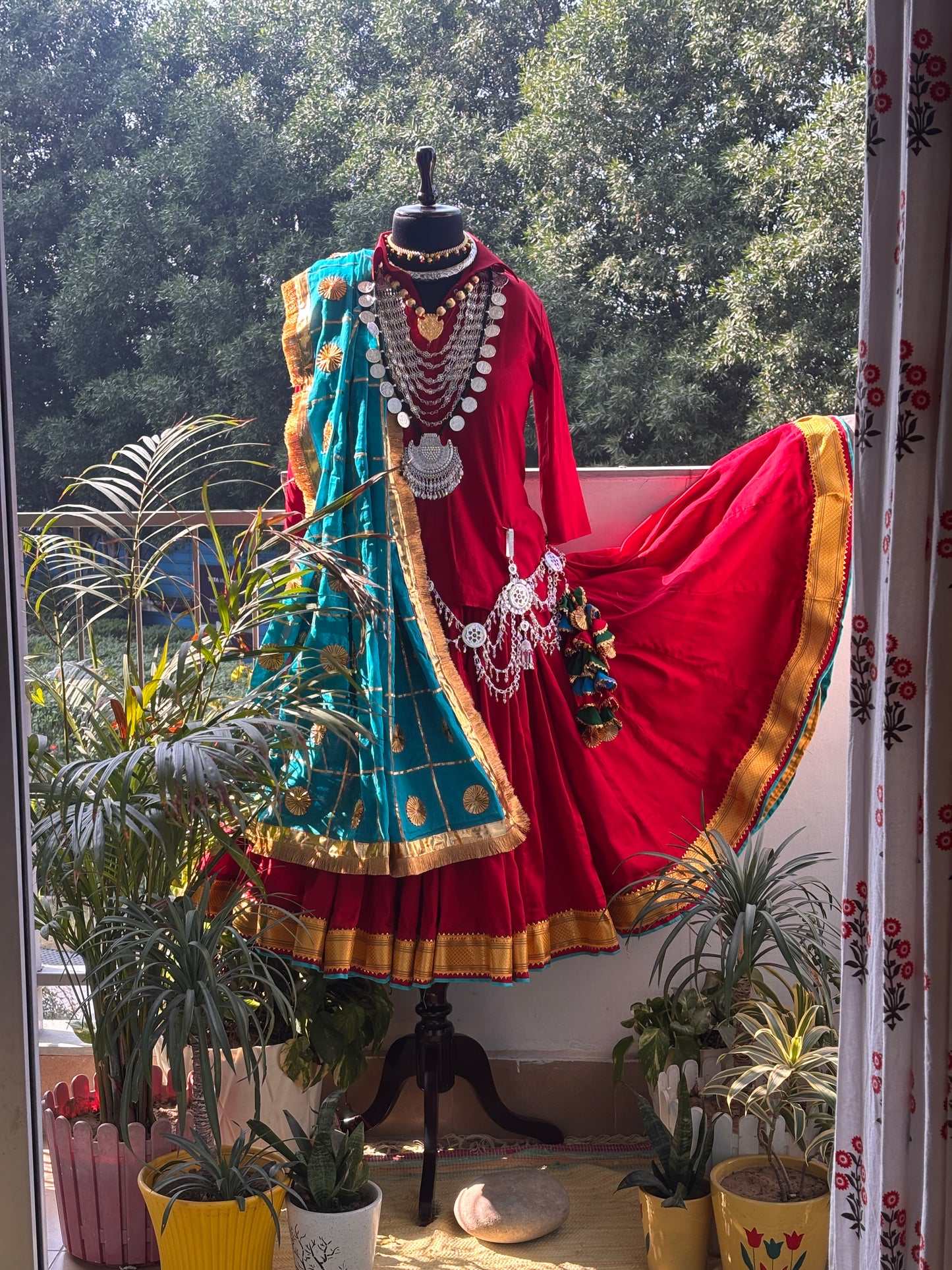 Maroon Royal Elegance Reversible Cotton Haryanvi Daman Kurti Chunni Set