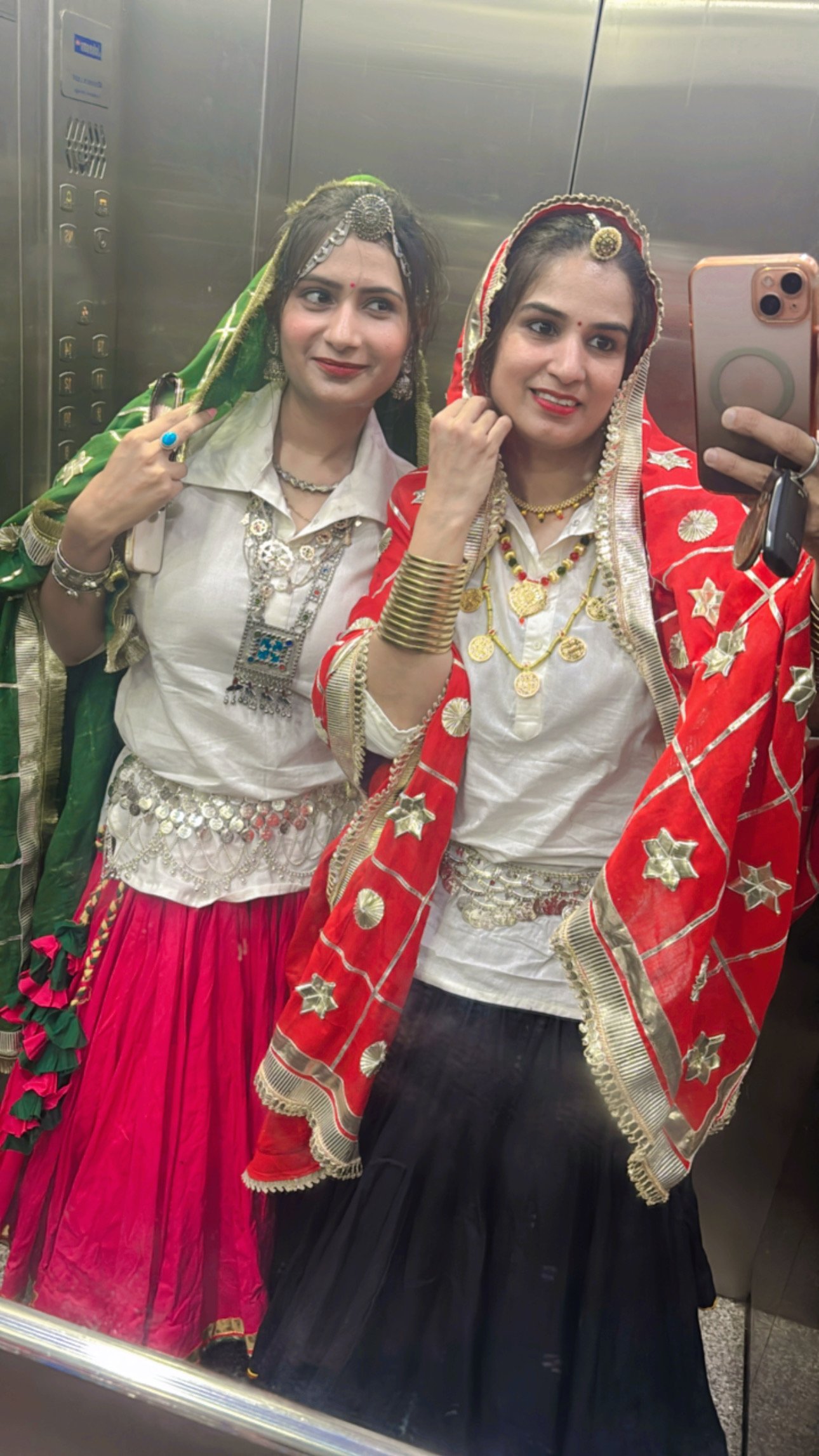 {"eId":"431022535679446","CameraPosition":1}